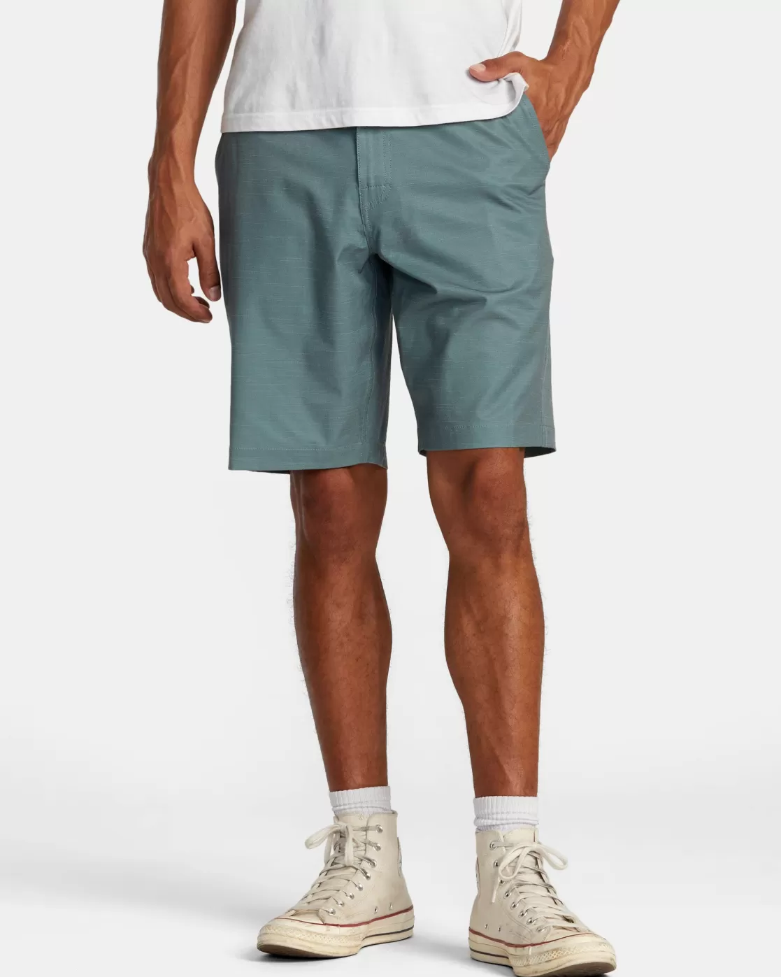 Store BALANCE HYBRID 20" SHORTS Shorts / Hybrids