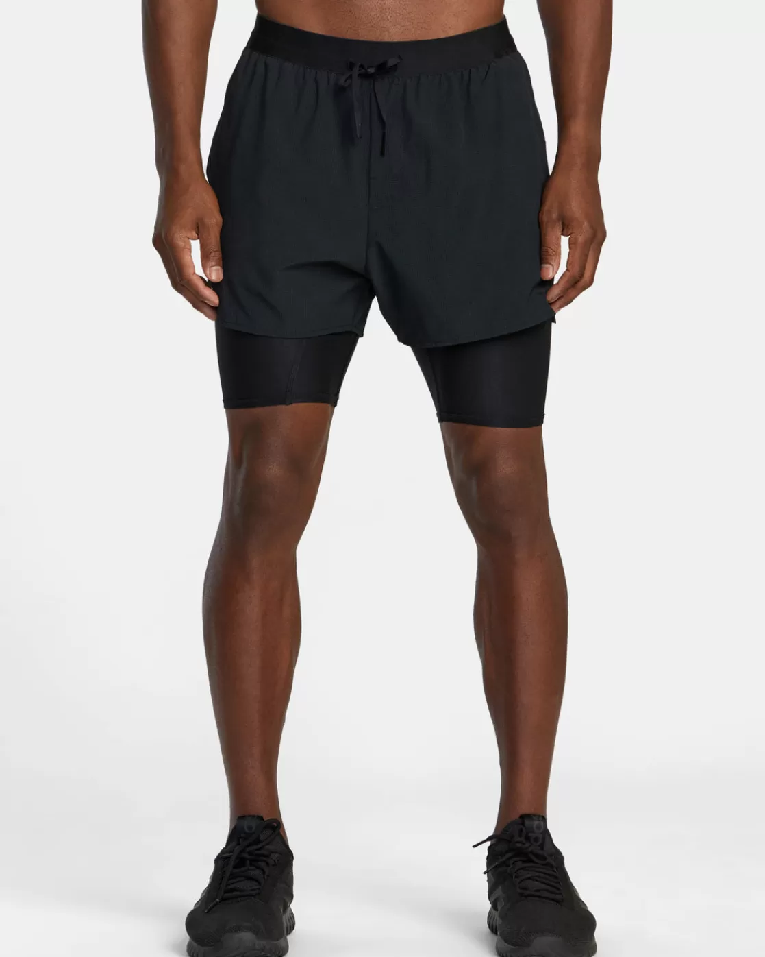 New RUNNER 2-IN-1 SHORTS Shorts / Hybrids