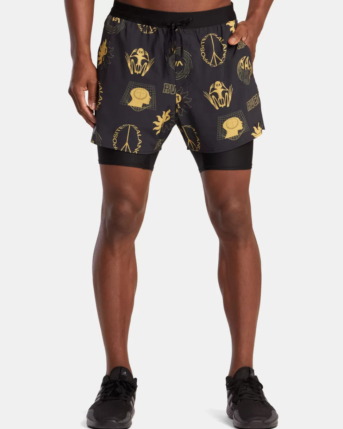 Sale RUNNER 2-IN-1 SHORTS Shorts / Hybrids