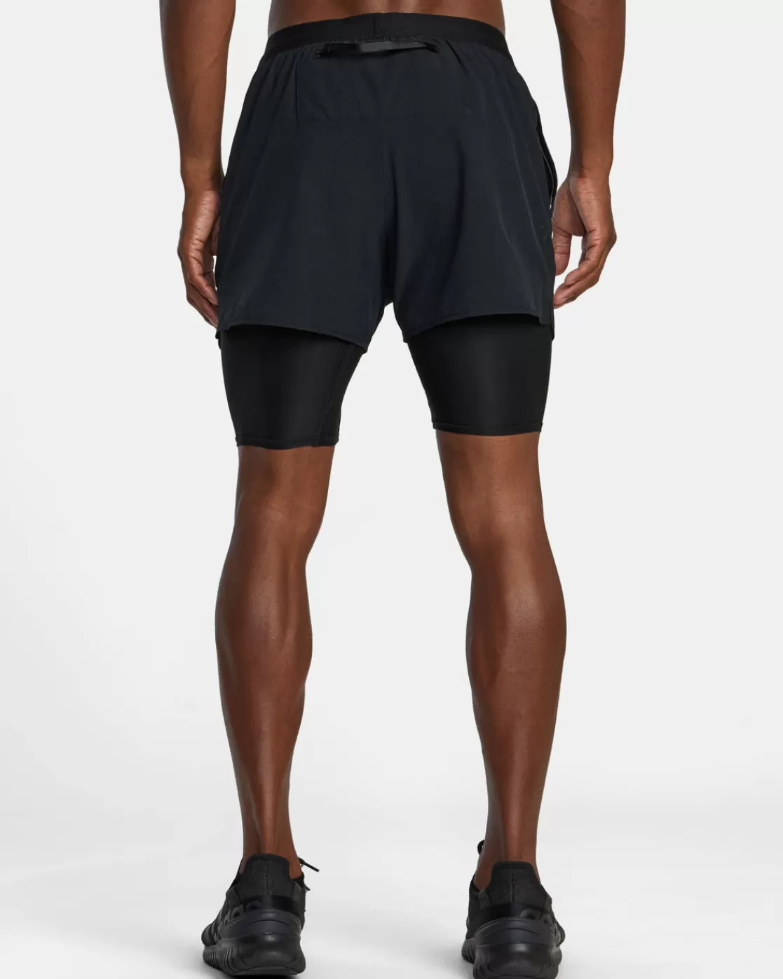 New RUNNER 2-IN-1 SHORTS Shorts / Hybrids