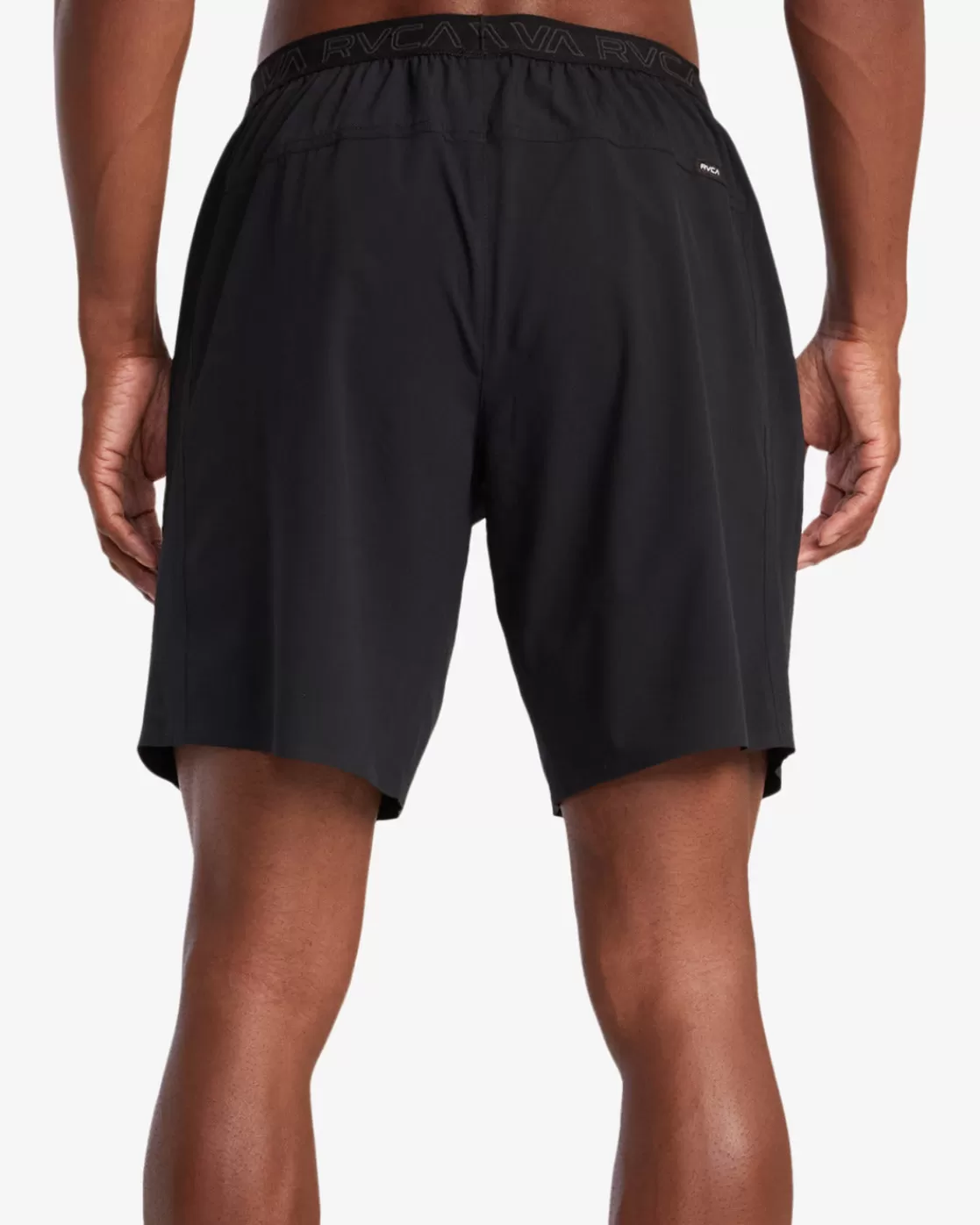 Outlet YOGGER PLUS 18" SHORTS Shorts / Hybrids